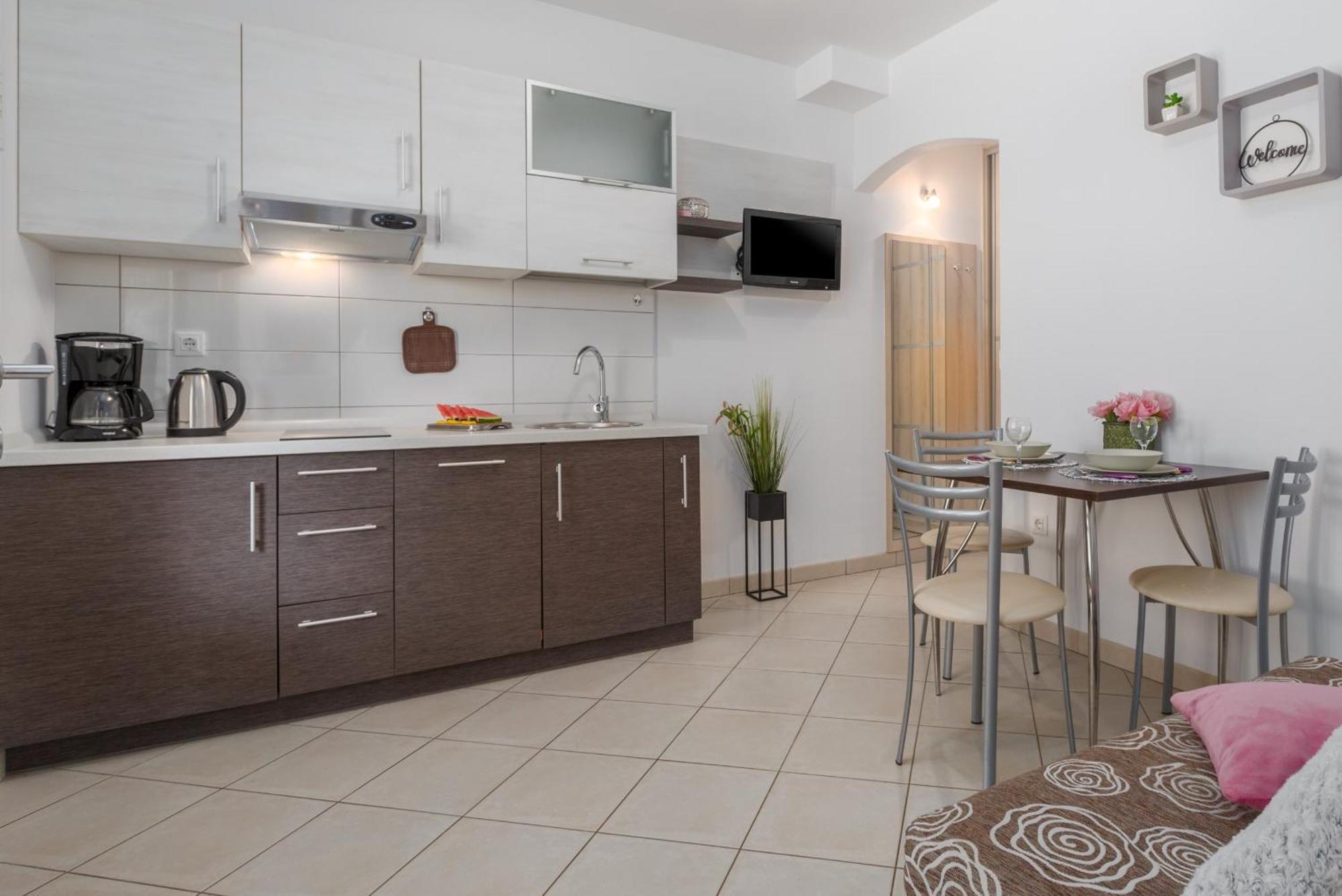 Studio Apartments Pinia-Marina Porec Exterior photo